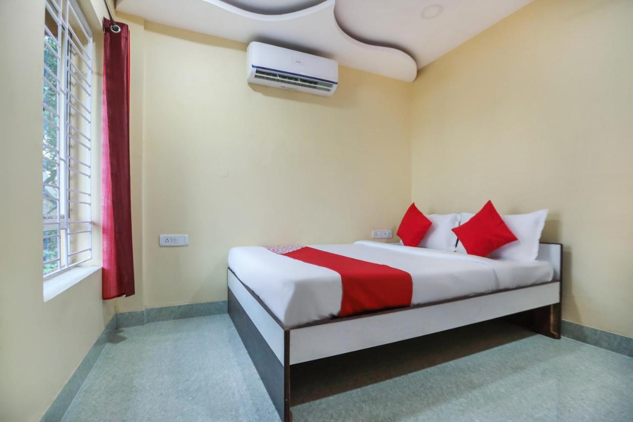 Oyo 62042 Niloy Guest House Jādabpur Exterior foto