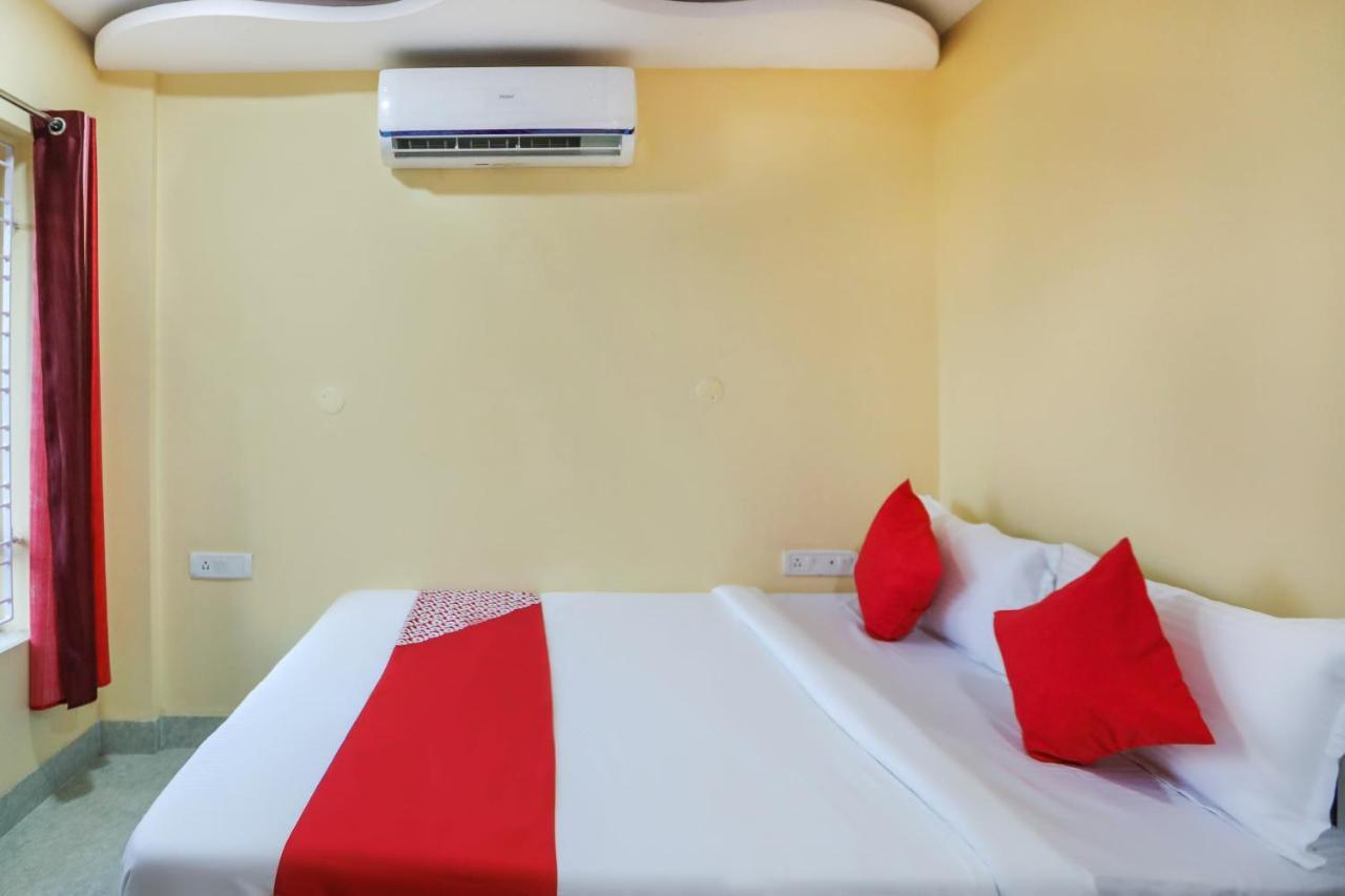 Oyo 62042 Niloy Guest House Jādabpur Exterior foto