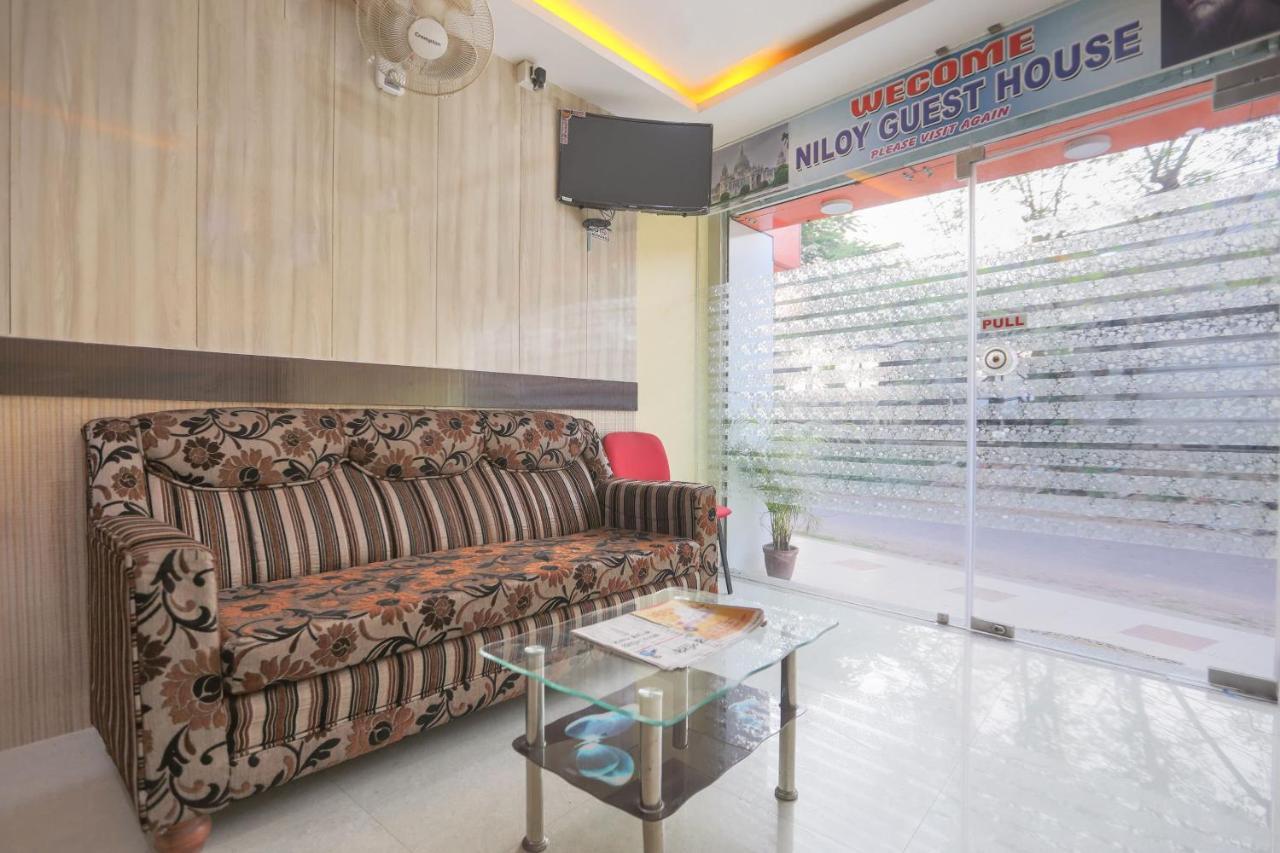 Oyo 62042 Niloy Guest House Jādabpur Exterior foto